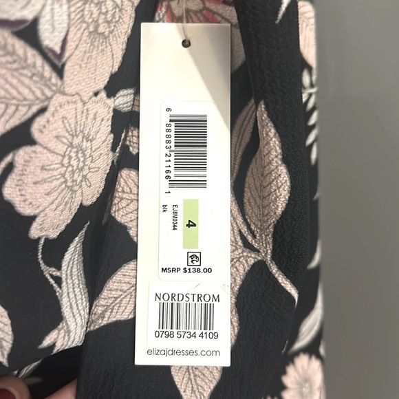 NWT Eliza J Floral Fit & Flare Women’s Dress - Picture 10 of 11